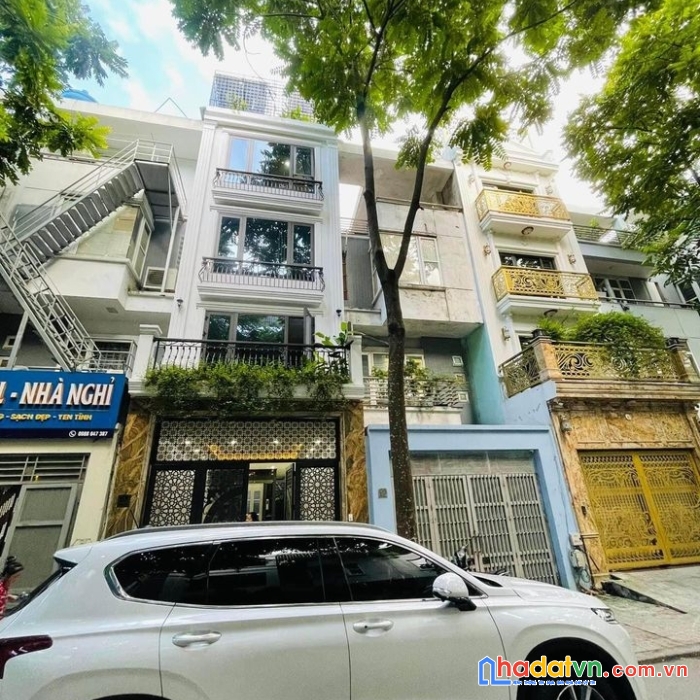 Bán đất phân lô, tặng nhà  phố nguyễn văn cừ, long biên. 86m2, giá 5.6 tỷ, cách mặt phố nguyễn văn