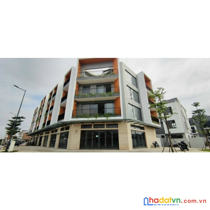 Hót hót chính chủ cần bán căn nhà 2 mặt tiền chất lượng hạng a