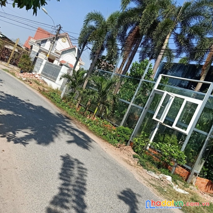 Đất thổ cư 615.7m² giá rẻ, đường xuyên á, xã tân thông hội, huyện củ chi.