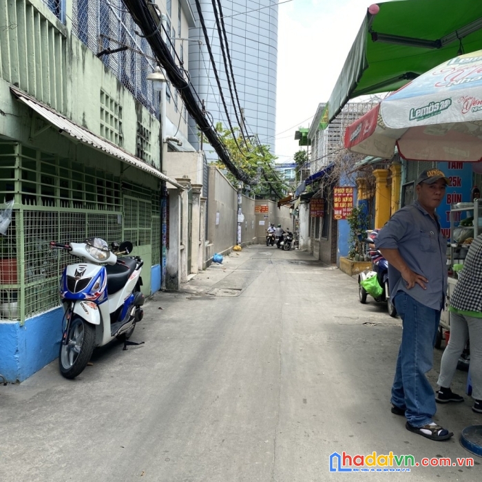 Nhà nát bình thạnh 56tr/m2 xe hơi tới nhà 140m2