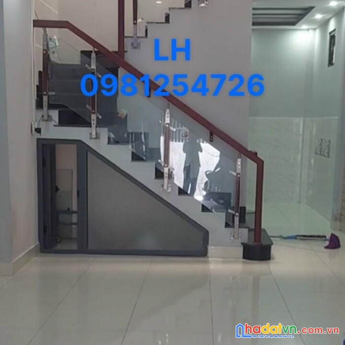 Bán nhà đường  đht 06 ptân hưng thuận q12