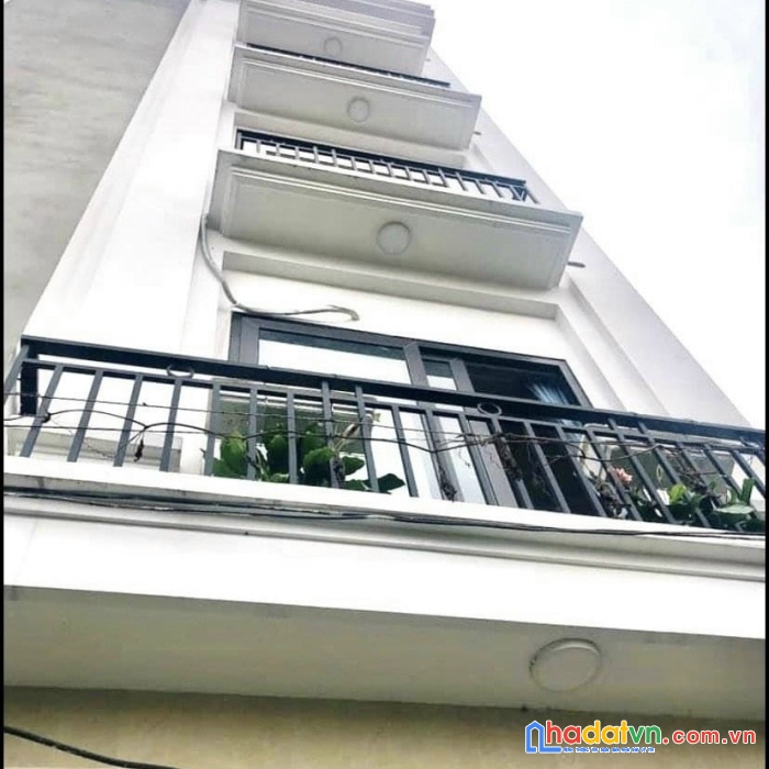 Bán 35m2 quang trung hà đông 5 tầng ô tô đỗ cửa 3.x tỷ.