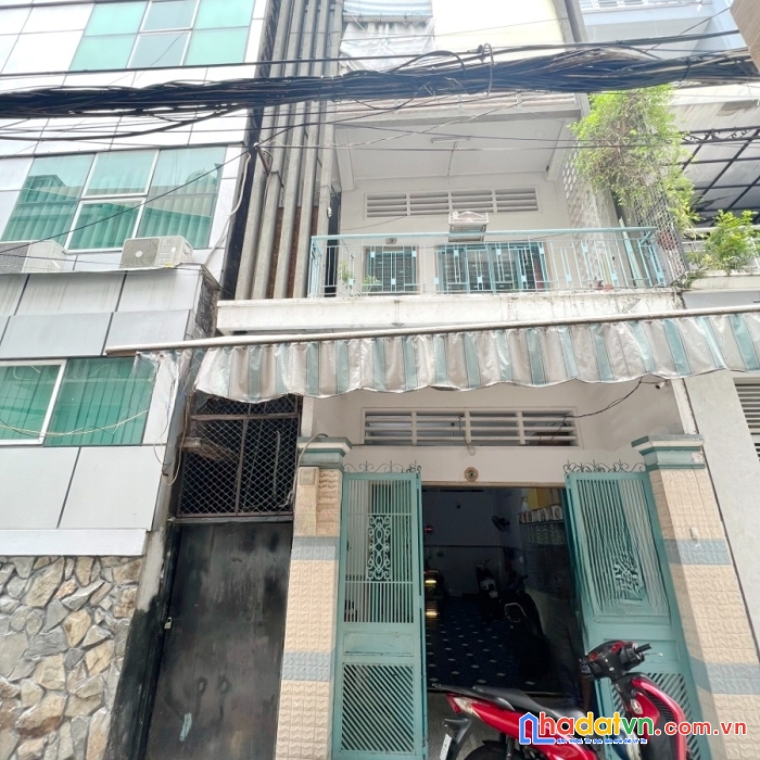 Nhà 3.9x17 trệt/ 2 lầu/st hẻm xe hơi sát đường đề thám p.cầu ông lãnh q1