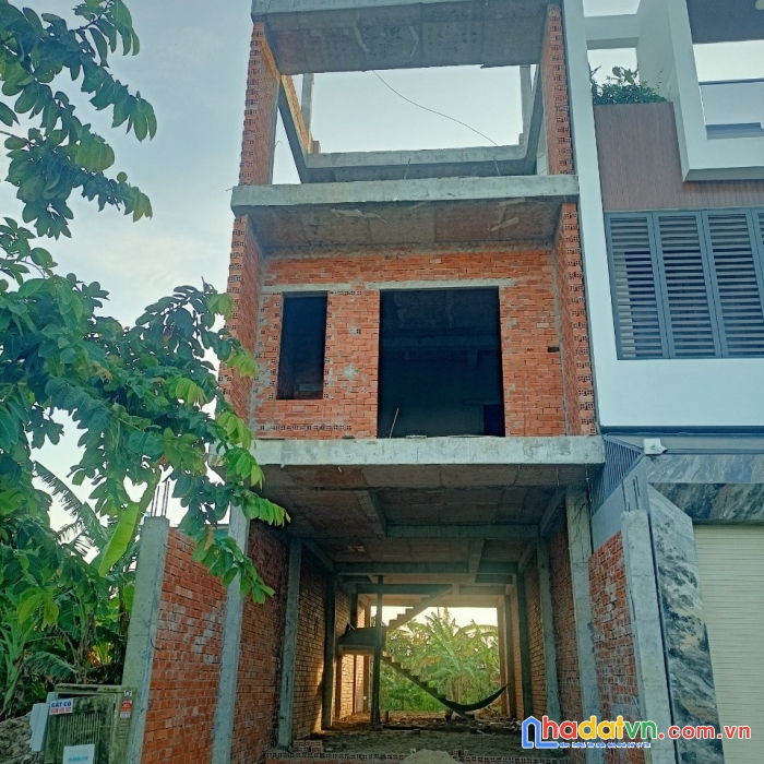 Chính chủ cần bán gấp nhà xây thô đang giai đoạn hoàn thiện .vị trí tiềm năng cao