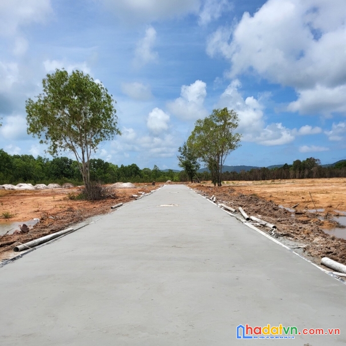 Chỉ 5,5tr/m2 đất nền hàm ninh - phú quốc, sát sân bay, biển, vinpearl bãi vòng, xây nhà ngay