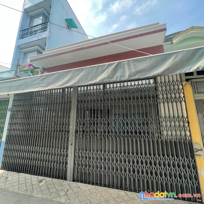 Bán nhà lâm văn bền, 90m2, 2 mặt hẻm, ô tô vào nhà, nhà btct kiêng cố.