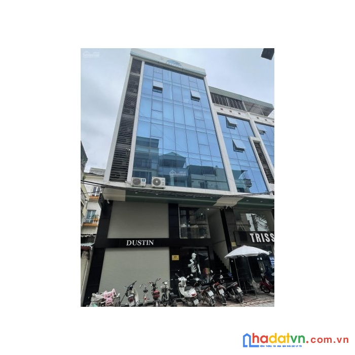 Ngay mặt phố hoàng cầu, 150m2, mt9m, phù hợp tòa building 9 tầng 1 hầm kd vp, ở, cho thuê