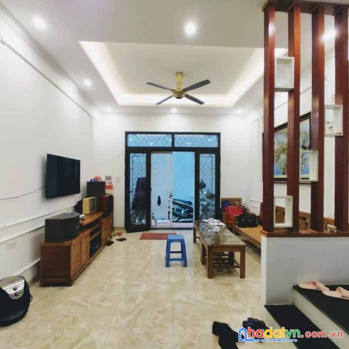 Bán nhà phố huế, hai bà trưng, 35m2, mt 5m, 2  thoáng, nhỉnh 2 tỷ