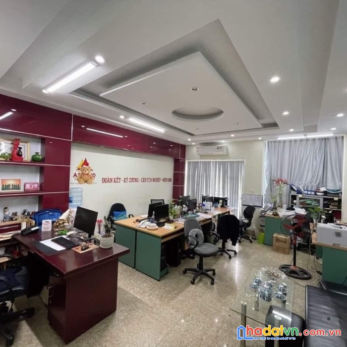 Siêu phẩm hồ tây! mặt phố văn cao, 65m, 5t, 5.5mmt. kinh doanh, vỉa hè. giá chỉ 24 tỷ.