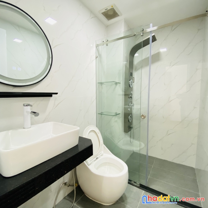 Cần bán gấp căn nhà đường hai bà trưng - trần quốc toản - pasteur - nknk - sổ nở hậu tài lộc.