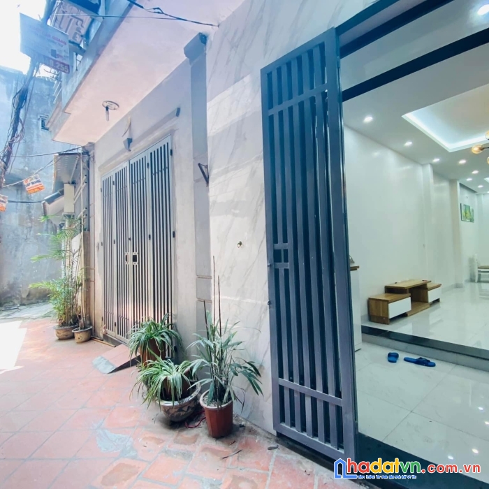 Bán nhà hoàng mai 43m2 4 tầng lung linh giá chỉ 4.15 tỷ - tặng nội thất