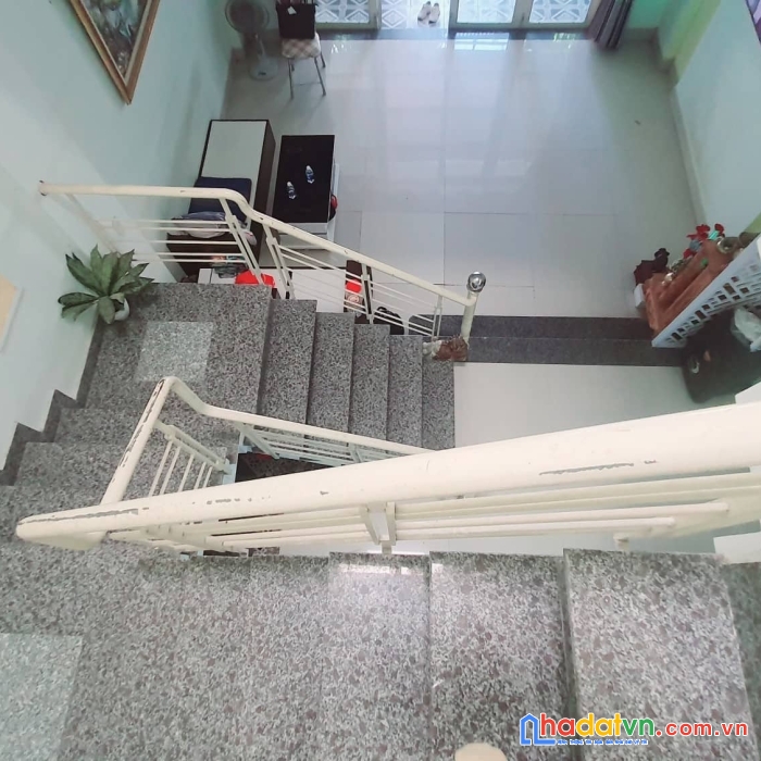 Bán nhà 2 tầng, 100m2, mặt tiền nghi an, hòa phát, cẩm lệ, đà nẵng. giá 3.3 tỷ.