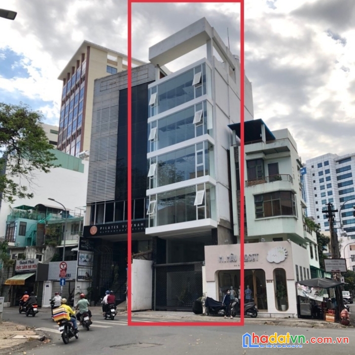 Tòa nhà mặt tiền 84a trần quốc toản, p.8, quận 3, 7,5x15m, hầm, 6 lầu, thu nhập 200tr/tháng