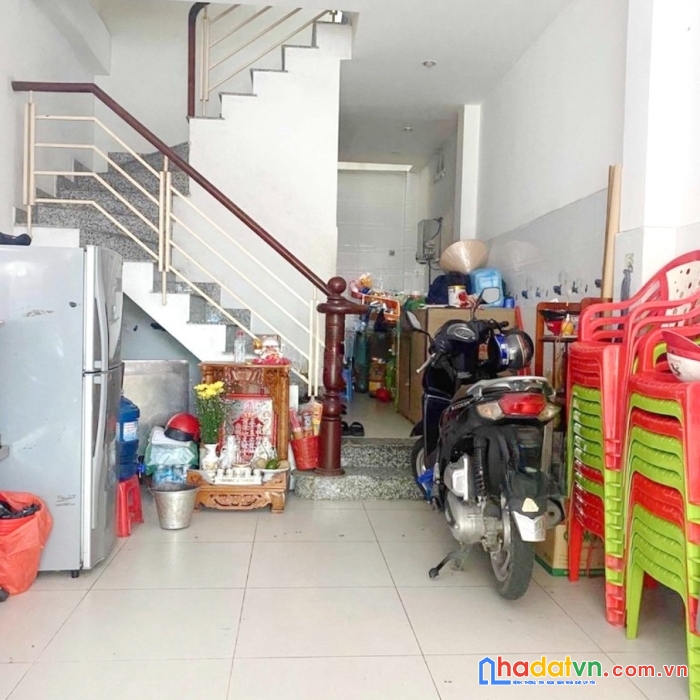 Cho thuê nhà nguyên căn mt đặng chất p2q8. giá 20 triệu