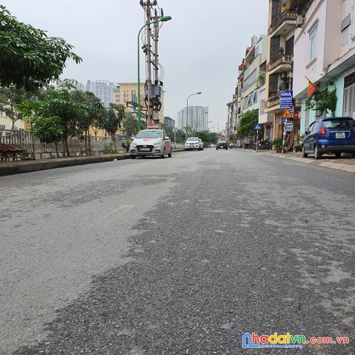 Cần bán căn hộ dịch vụ đặng thai mai tây hồ cho tây. tổng 41m2 mặt tiền 9m, giá 11 tỷ