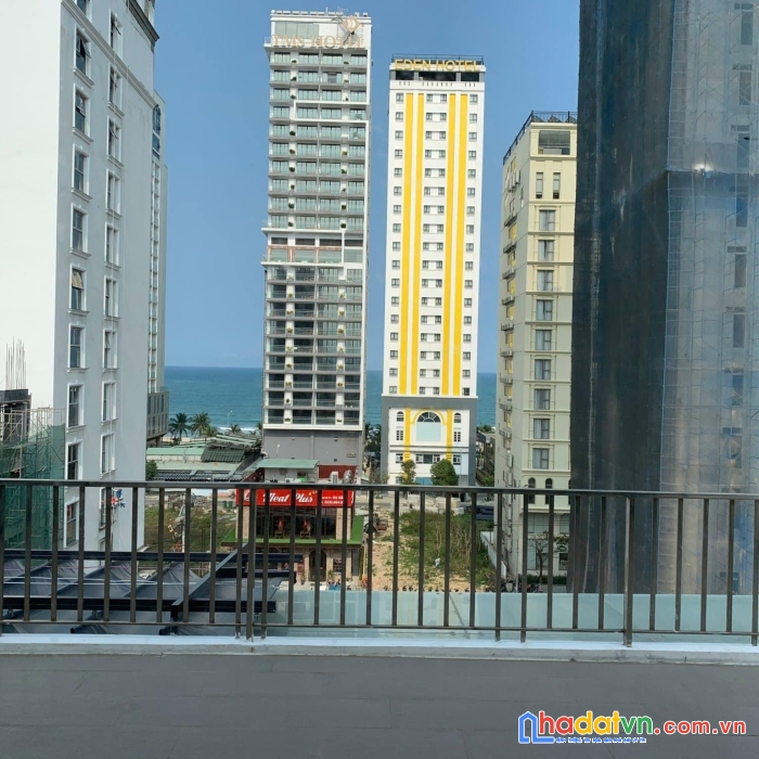 Khách sạn 8 tầng an thượng - biển mỹ khê 0833183970