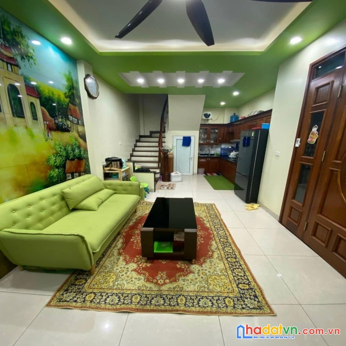 Bán nhà phạm văn đồng - cầu giấy. chỉ 10m ra ô tô tránh - tặng full nội thất. dt 35m2 x 6t chỉ 4.x