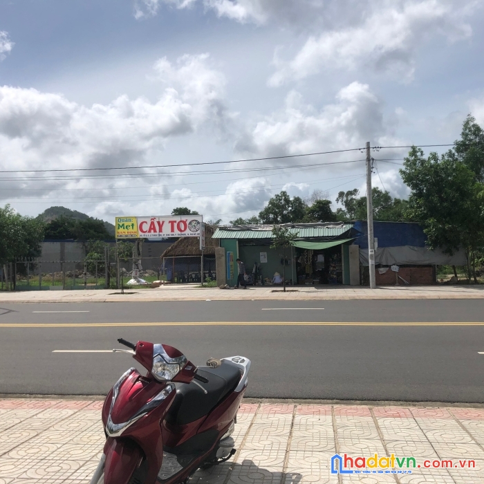Cần bán lô đất mặt tiền đường lớn lê thánh tông – trung tâm tx phú mỹ (cách ql 51 500m)
