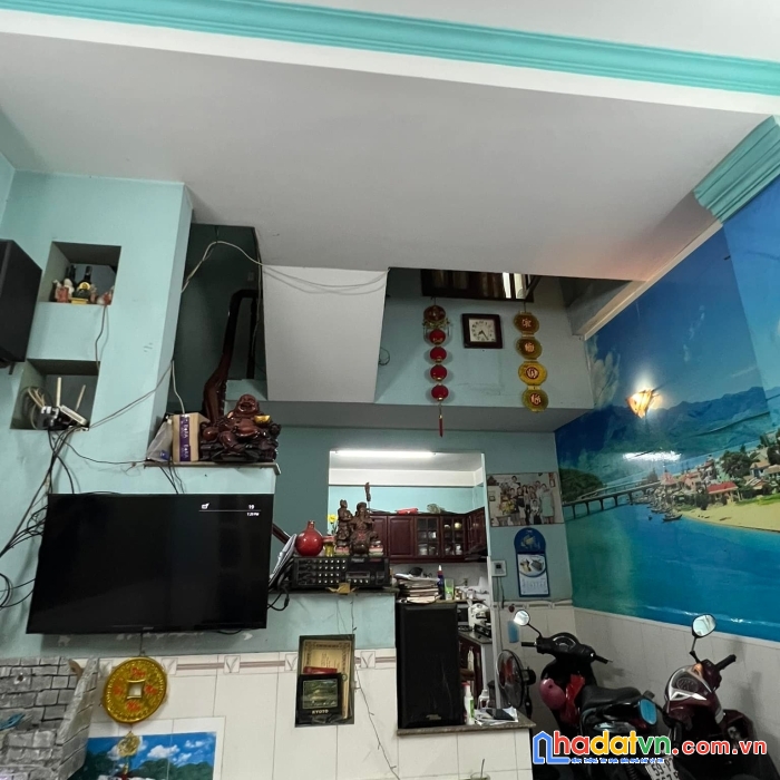 Hẻm xe tải thông - xe hơi ngủ trong nhà - chính chủ một đời bán gấp - 4 tầng btct - ngang hơn 4m -