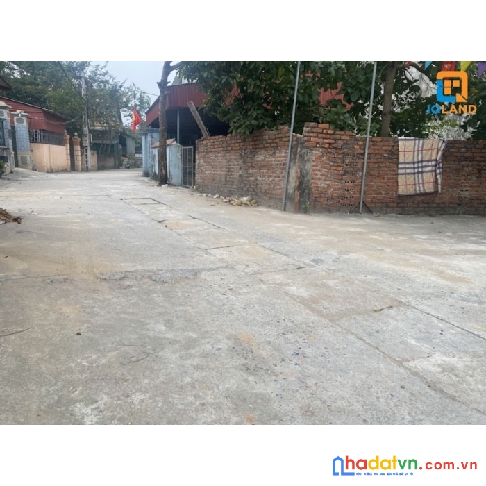 Chính chủ nhờ bán 54m2 xóm đầm – vân trì - vân nội, đông anh,
- diện tích 54m2 .
- mặt tiền