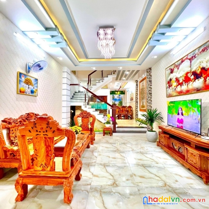 Nhà nội thất vip ô tô cây trâm, gò vấp,4tầng 75m2 ngang 5m,chỉ 8.6 tỷ