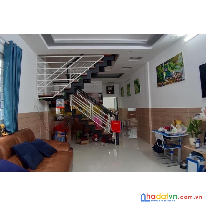 Bán gấp nhà lò gốm 79m2 ngang 7.9m quận 6 chỉ 6.95 tỷ