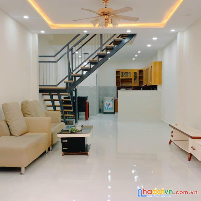 Mua nhà được tặng toàn bộ nội thất, nhà đẹp đường huỳnh tấn phát quận 7