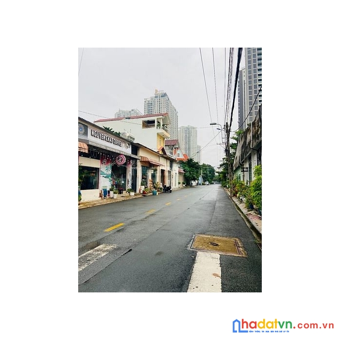 Nhà mặt tiền nguyễn bá huân thảo điền quận 2 -dt: 7.5x18m
- kết cấu : 3 tầng
-32 ty