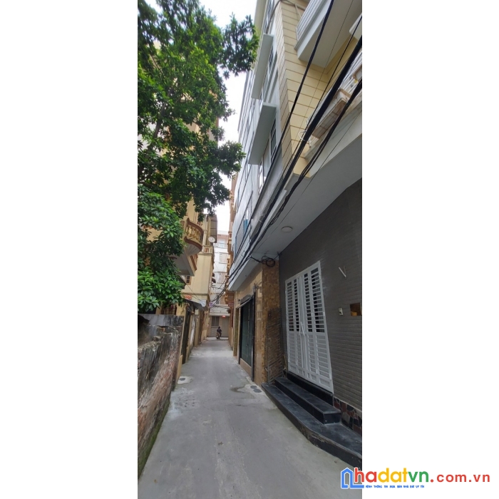 Bán nhà đẹp ngõ 69 xuân la tặng nội thất đồ gỗ cao cấp 40m2 giá 4.85 tỷ 0975048581
