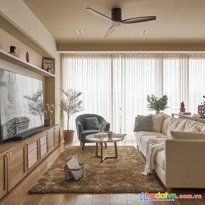 Bán nhà phố hoàng ngân, ngõ to như phố, kinh doanh, thông tứ tung, mới đẹp, 60m2*5t, mt 5m, 9 tỷ.