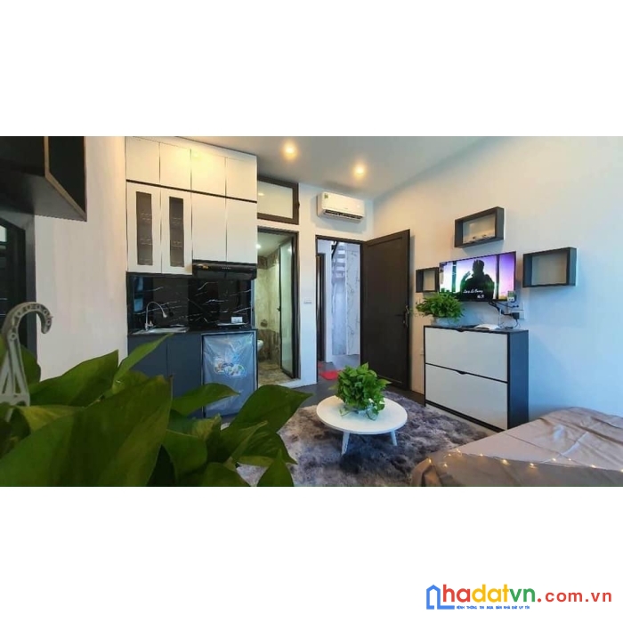 Bán tòa nhà dịch vụ cầu diễn 150tr/th, hầm để xe ô tô. 127m2. giá 19.5 tỷ.