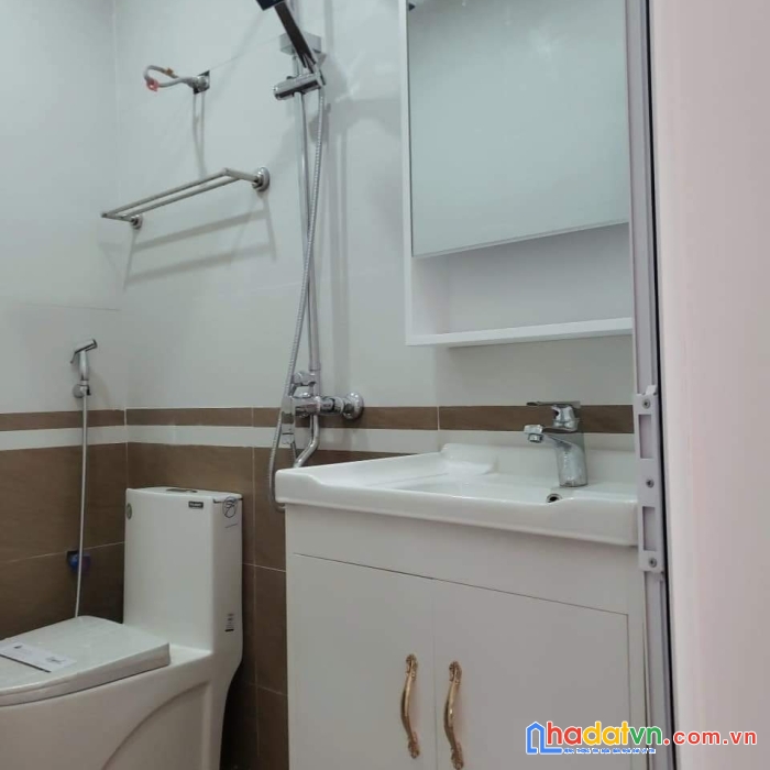 Nhà đại mỗ-nhà đẹp-mặt tiền rộng ô tô thoáng-tiện ích. giá 4,4 tỷ. lh 0986353662