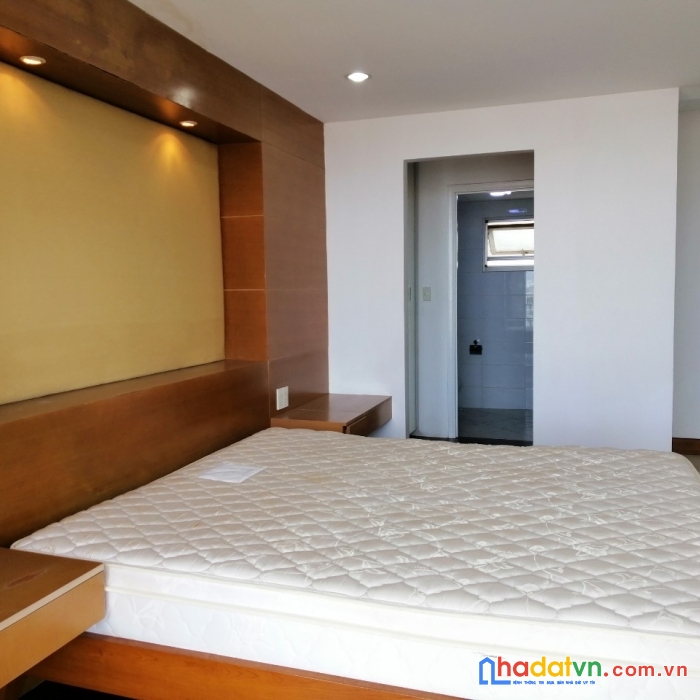 Bán căn hộ phú mỹ hưng 120m2, 3 phòng ngủ, giá 5.1ty, gần trường canada. lh 0788 677 899