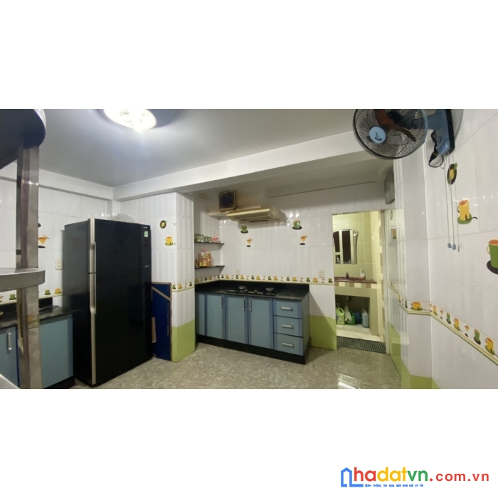 Bán nhà phú nhuận hxh 60m2 5*12m, sổ vuông a4 thích quảng đức 2 tầng btct gấp bán 6  tỷ.