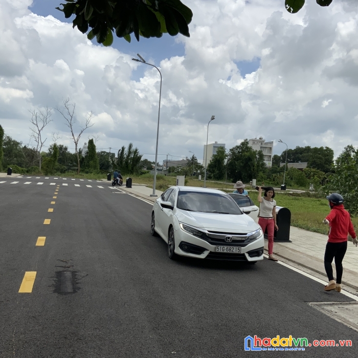 Bán đất shr - thổ cư 100% - giáp đường võ văn kiệt