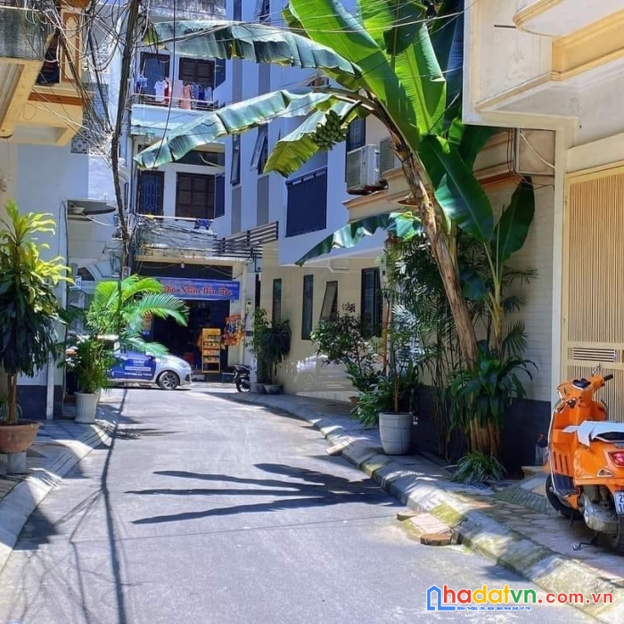 Bán nhà nguyên hồng 54m 5 tầng phân lô gara ô tô 15 tỷ gọi luôn0587998899