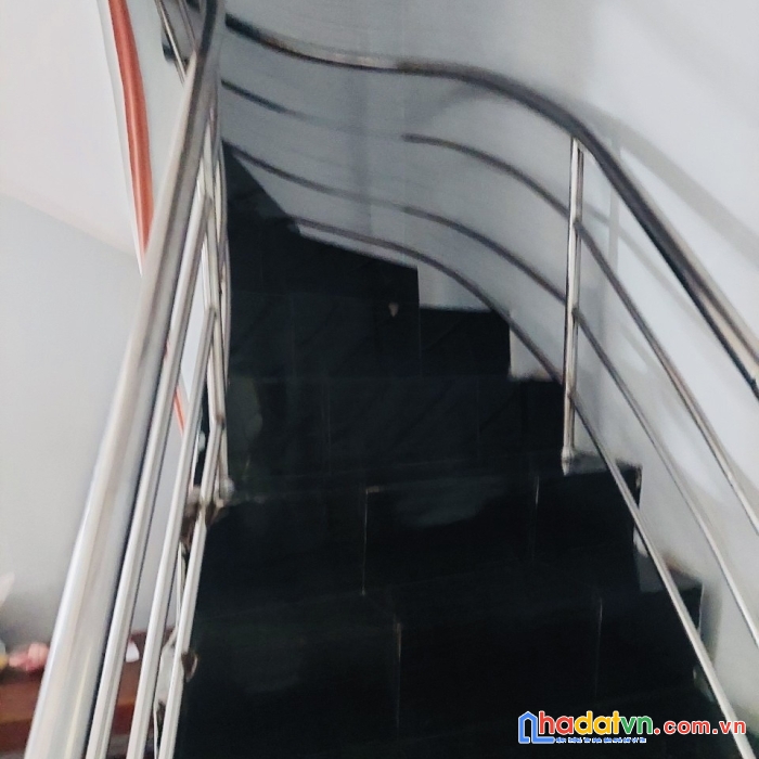 Bán nhà đường chế lan viên, tân phú 80m2 2 tầng giá 5,9 tỷ