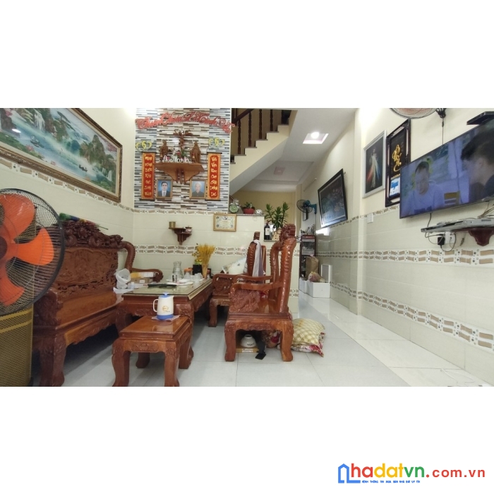 Chỉ 2.6 tỷ - 2 tầng - sổ hoàn công - không lộ giới - linh đông