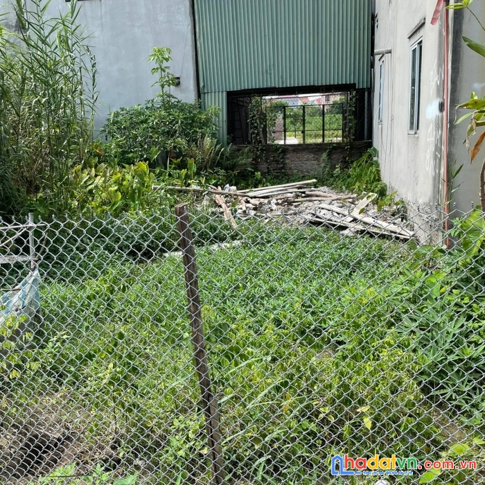 Bán mảnh đất gần trạm trôi, hoài đức, dt 45 m2, 4m, sđcc, giá 1,3 tỷ.