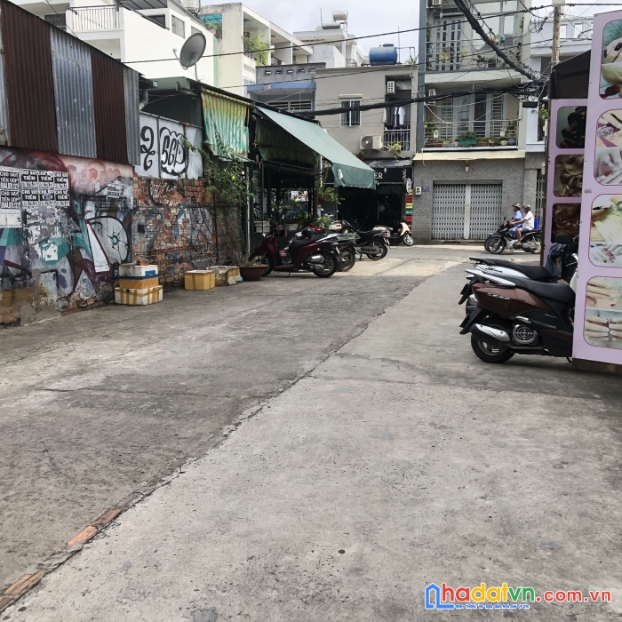 Bán nhà bốn chữ lắm -  nhà đẹp lắm - thiết kế đẹp nhà to lắm-hẻm to chủ gấp nên giá rẻ lắm!!!!