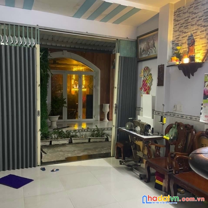 Nhà 3 lầu, hẻm 3m, nguyễn thái học, chỉ 3.7 tỷ, 4 x 7m, tân phú