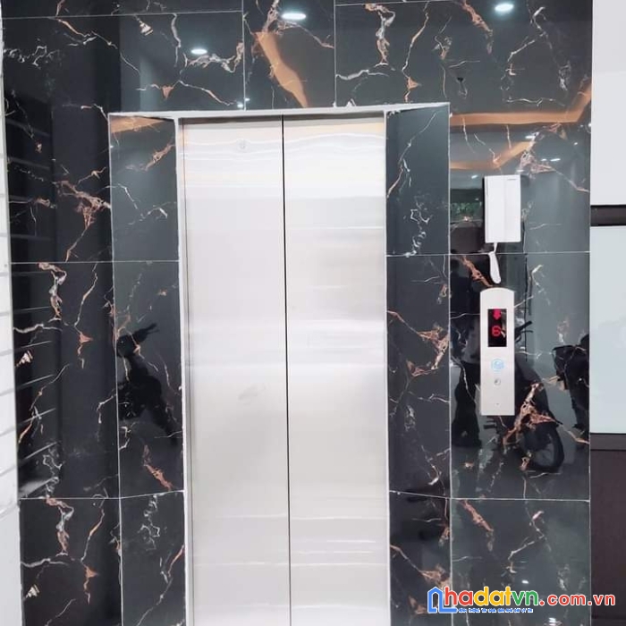 Bán nhà  phố  bế huỳnh thúc kháng, 7 tầng thang máy, kinh doanh đỉnh, giá 6.15 tỷ