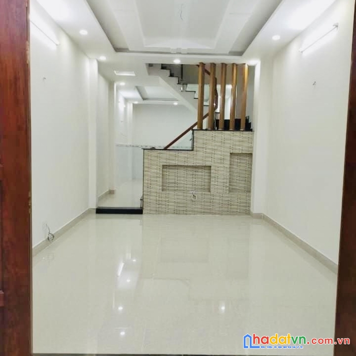 Bán gấp nhà hxh gần chợ an phú đông-quận 12 chỉ 5 tỷ gần 100m2- 4 tầng.