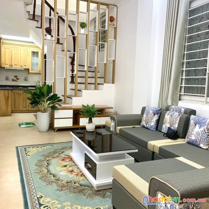 Bán nhà mặt phố quan nhân – thanh xuân –  ô tô tránh – dt 62m x 6t – mt 4.8m – giá 11.5 tỷ.