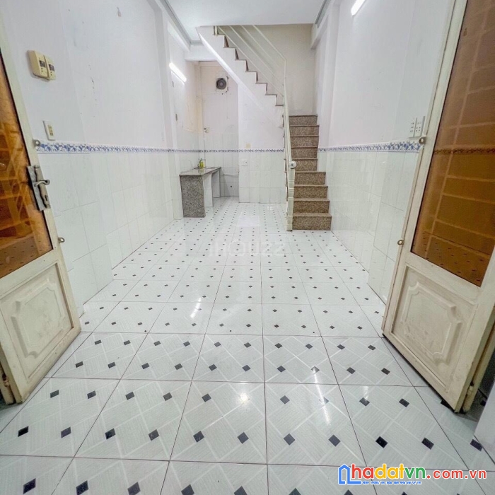 Lưu trọng lư,q7, nhà 2 tầng sổ vuông vắn chuẩn hoa hậu-25m2, hẻm xe ba gác.