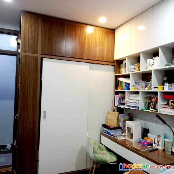 Bán gấp nhà láng trung 5 tầng, 2 mặt thoáng, gần ô tô, 69m chỉ 6 tỷ đồng.