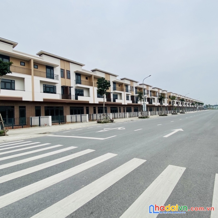 Duy nhất 1 căn shophouse hoa hậu rẻ nhất thị trường kinh doanh cafe, nhà hàng, văn phòng bao đông