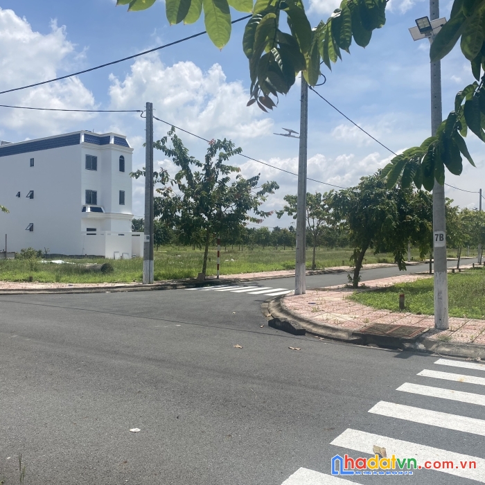 Siêu hot chỉ với 490 triệu đồng sở hữu ngay lô đất vị trí đẹp tại trung tâm hành chính, tỉnh bến