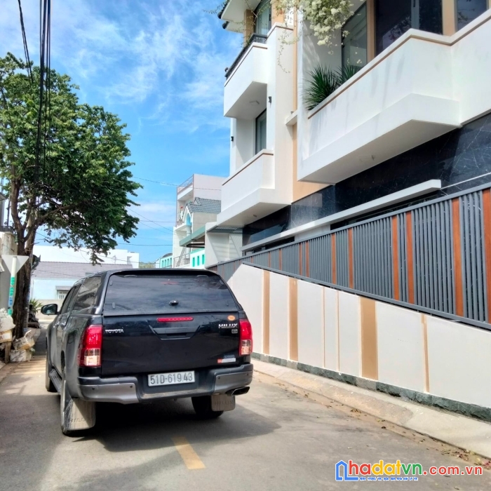 Chủ gửi bán nguyễn tư giản p12 gv 80m2 xe hơi ngủ trong nhà 4tầng chỉ 6.7tỷ