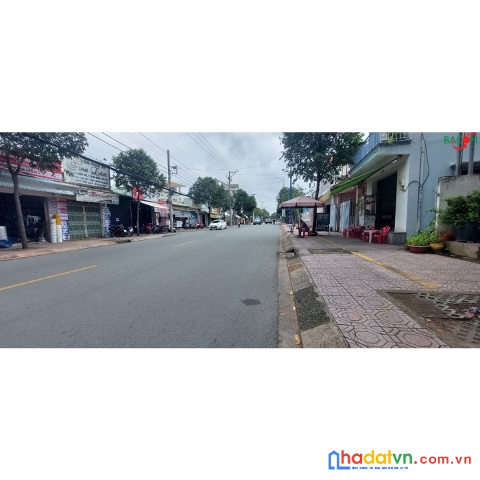 Bán nhanh lô đất ngay chợ hiệp hoà, đường oto thông tứ hướng